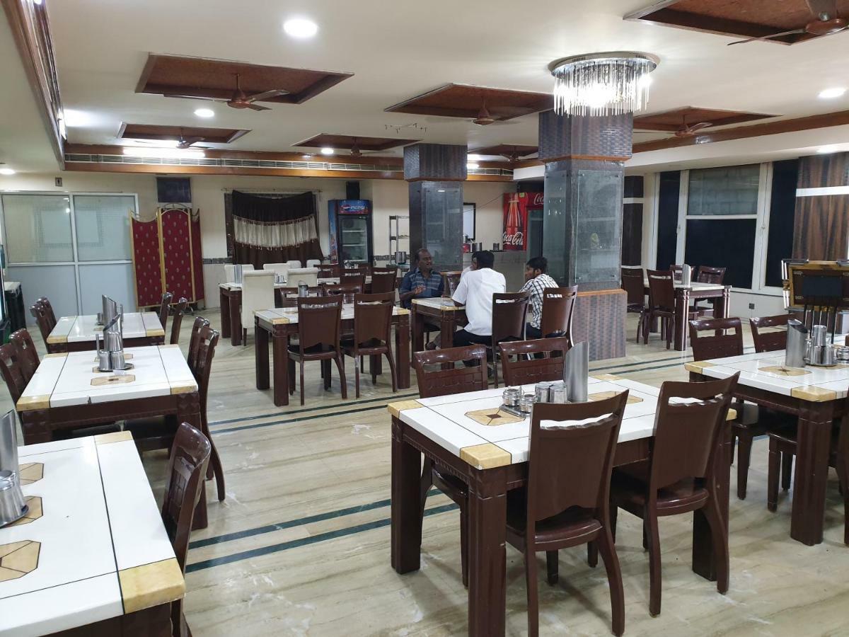 Sriannamalaiyar Residency Hotel Vellore Exterior photo